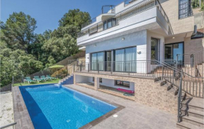 Four-Bedroom Holiday Home in Santa Susanna